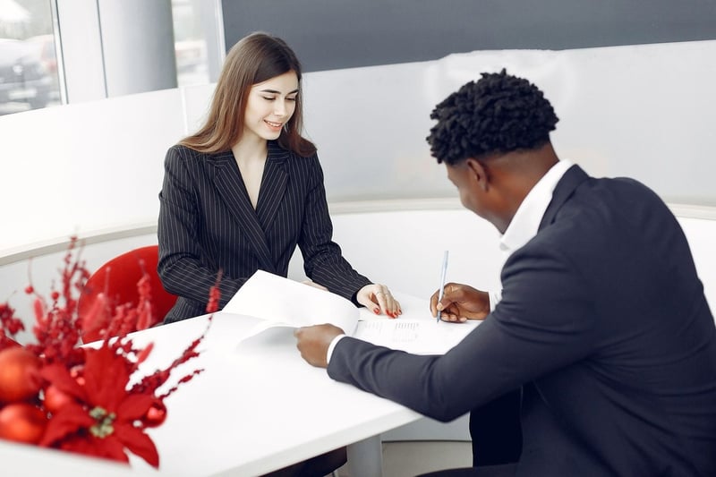 Recruter son premier salarié en startup : le guide qui évite les pièges